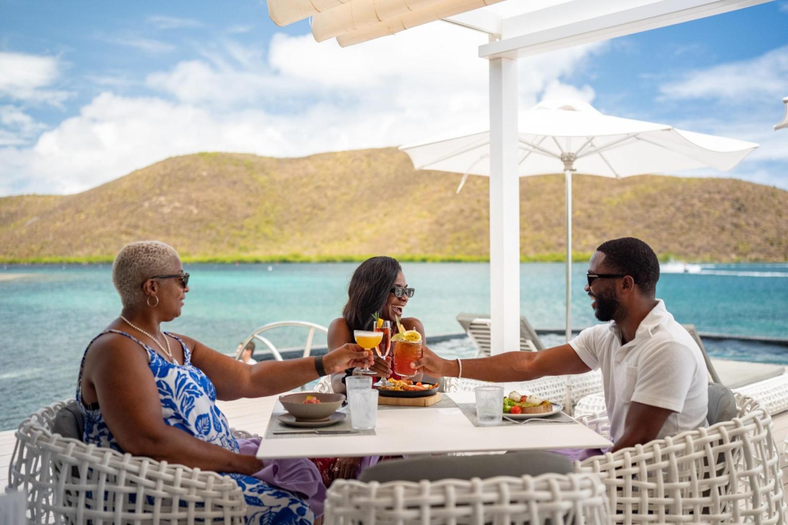 10-nova-brunch-terrace.jpg