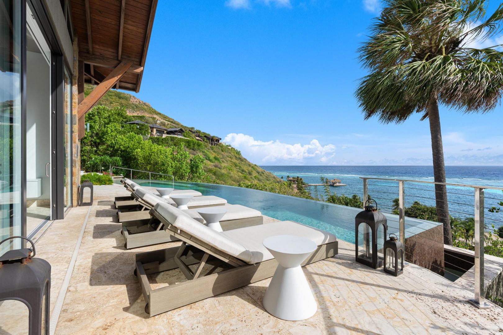 19-infinity-pool.jpg