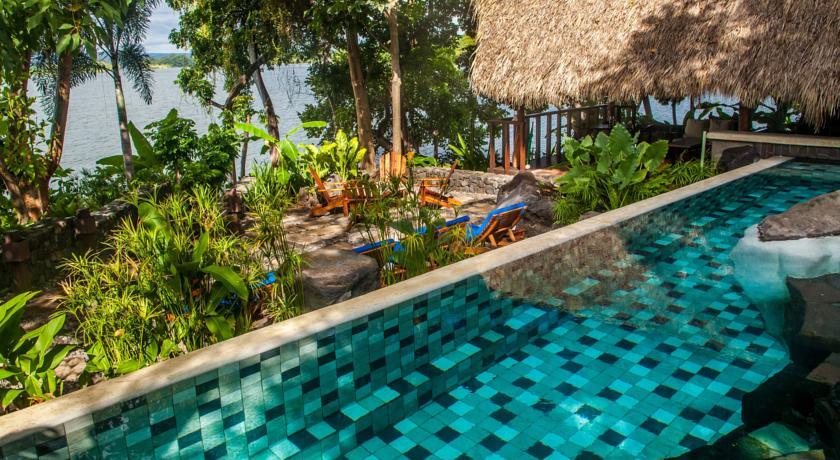Jicaro Island Ecolodge image