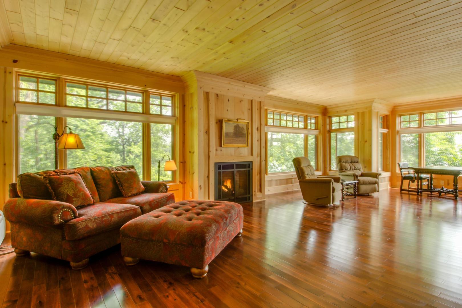 Stout's Island Lodge image