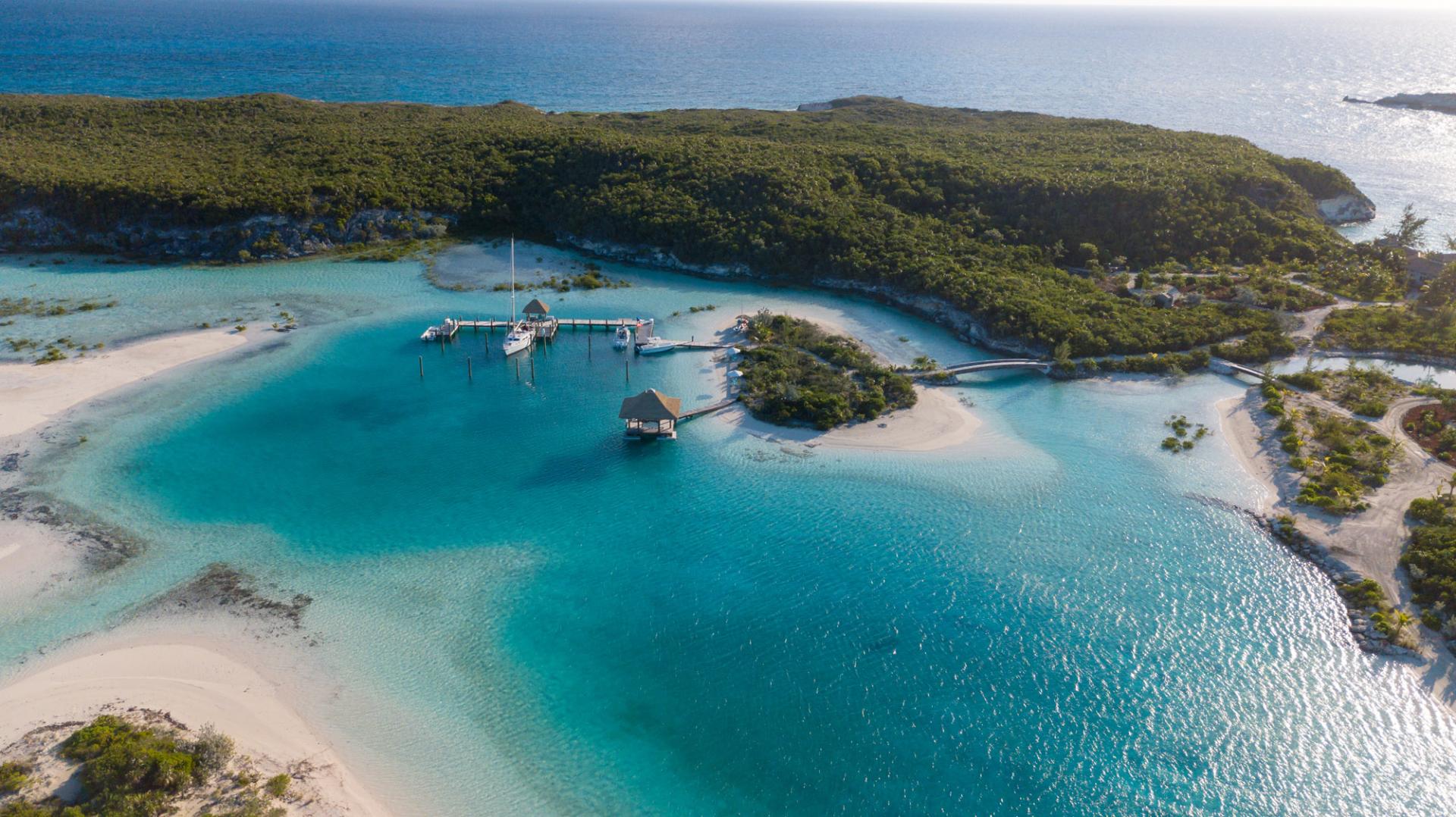 Choini Cay image