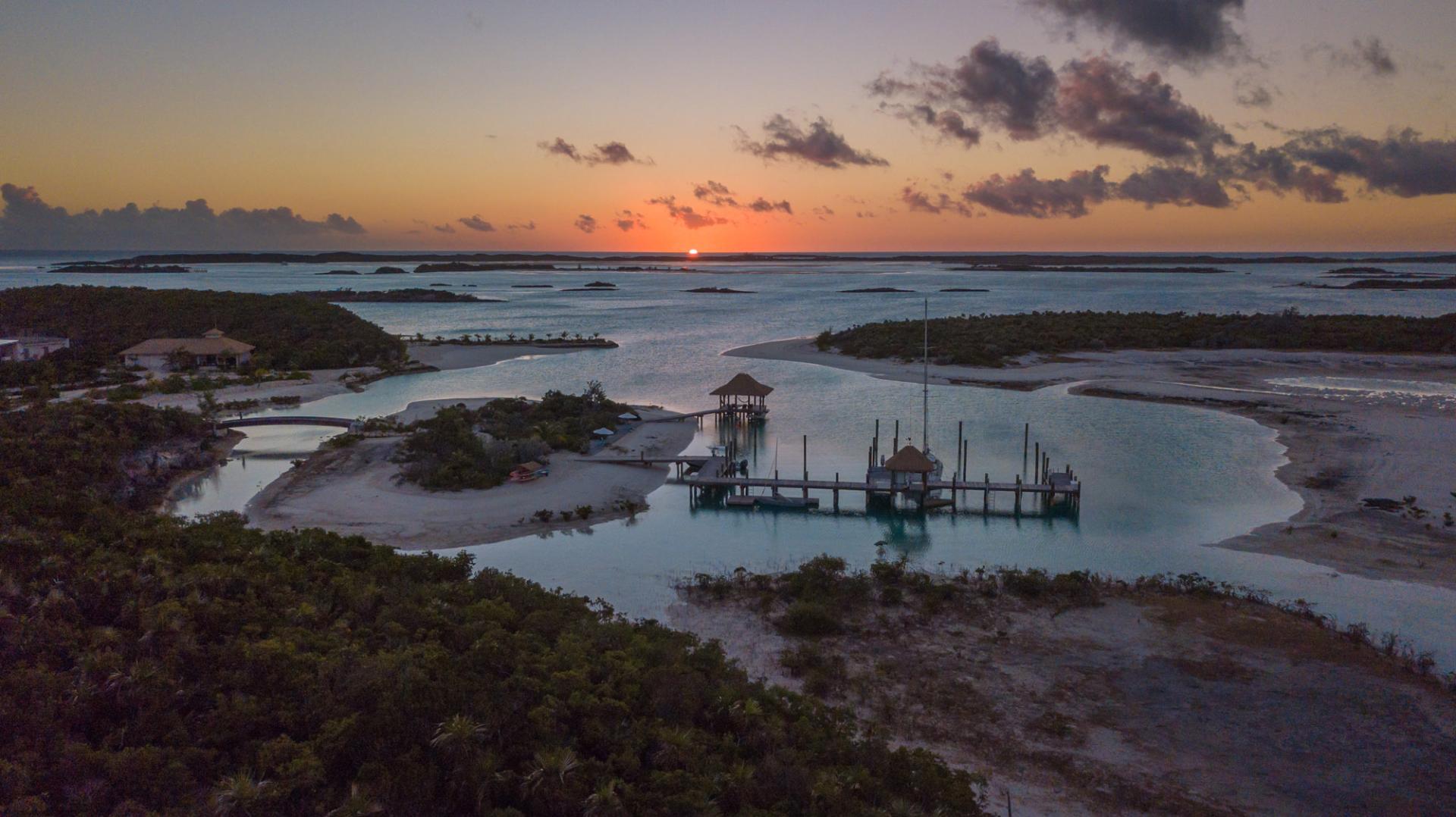 Choini Cay image