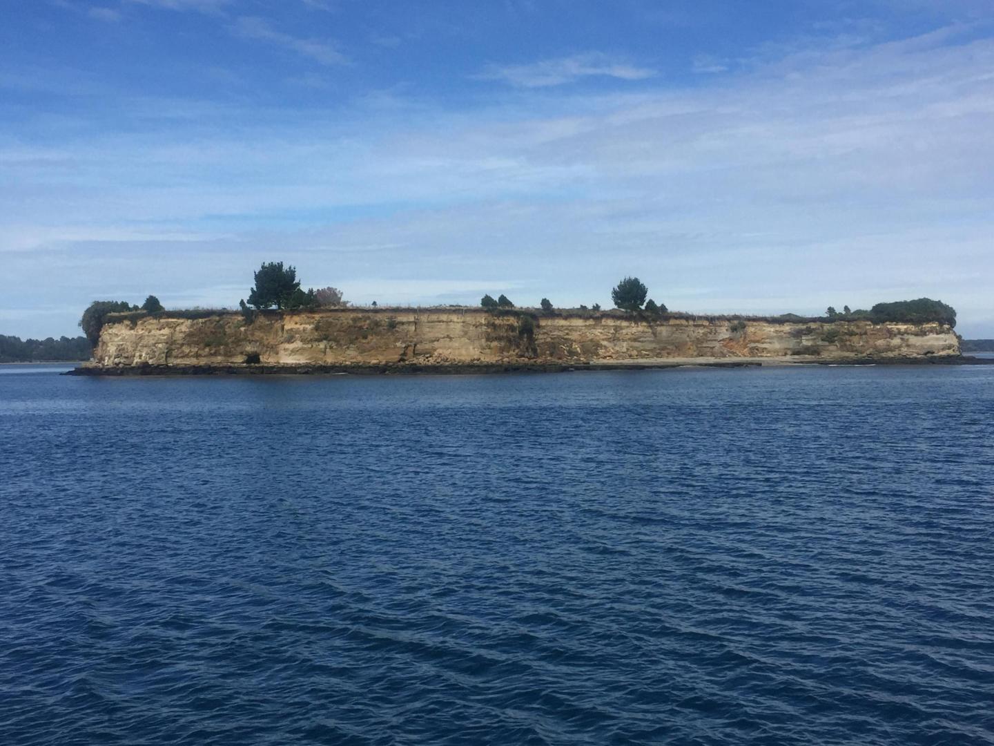 Isla Lacao image