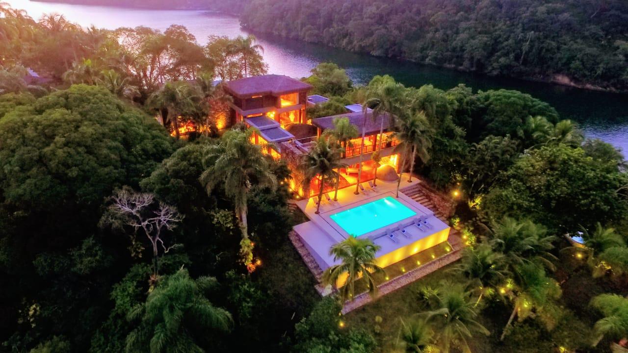 Japao Private Island image