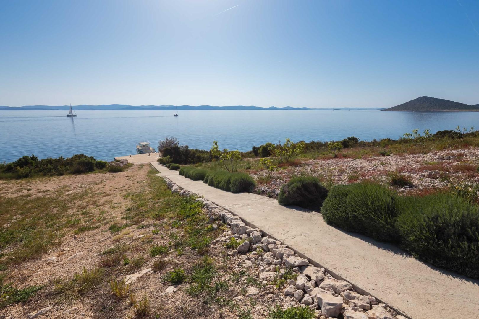 Zizanj Island image