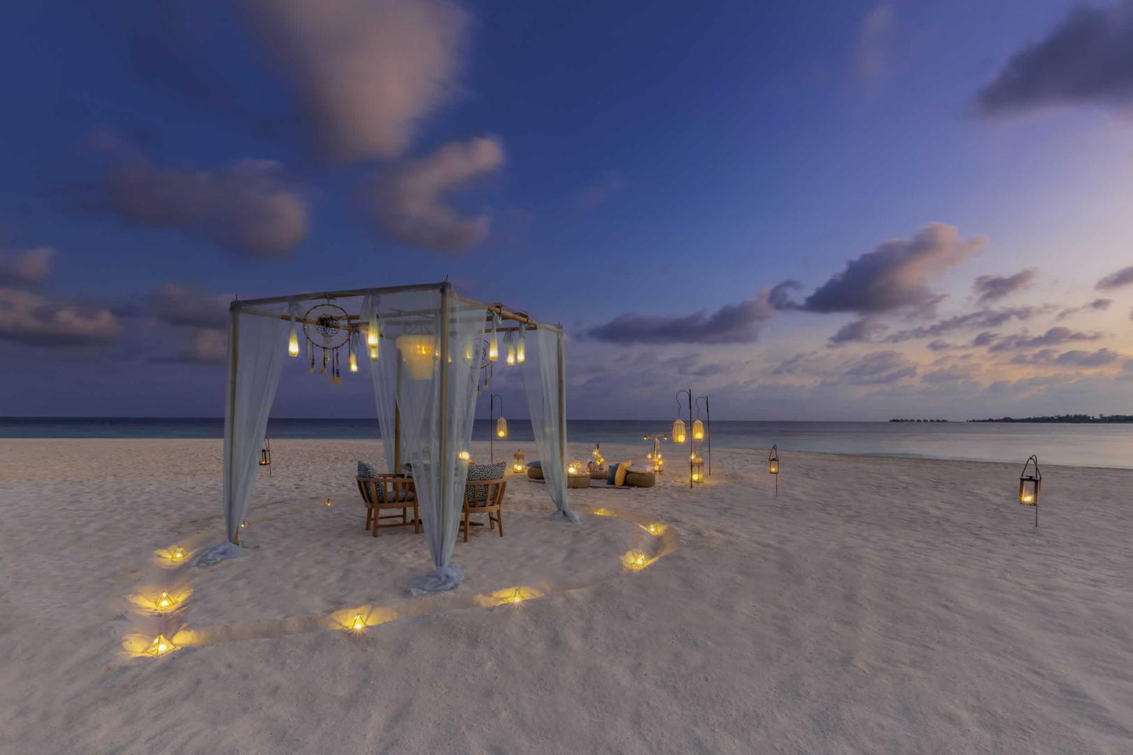 Kudadoo Private Island image