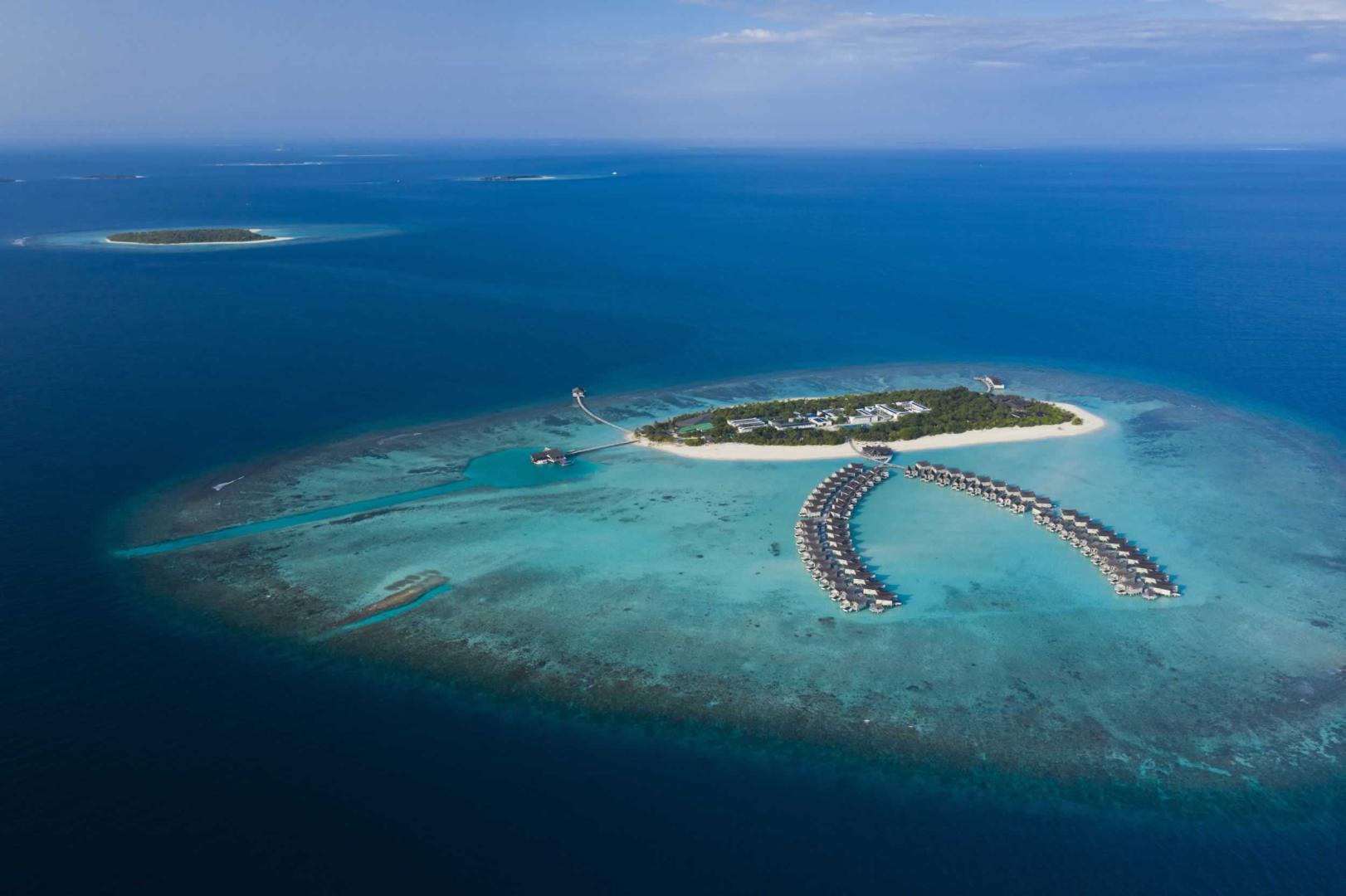 Movenpick Resort Kuredhivaru Maldives image