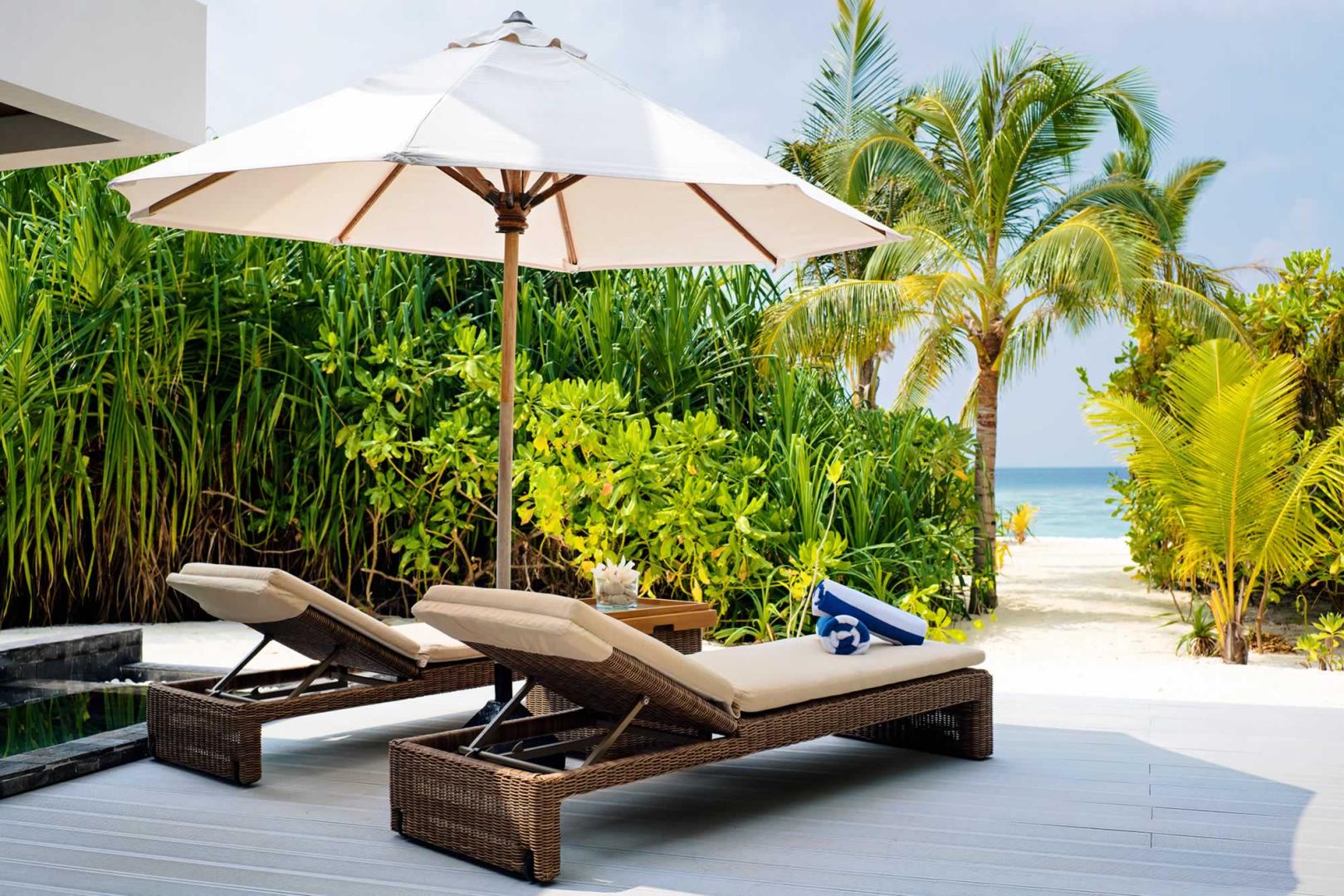 Movenpick Resort Kuredhivaru Maldives image