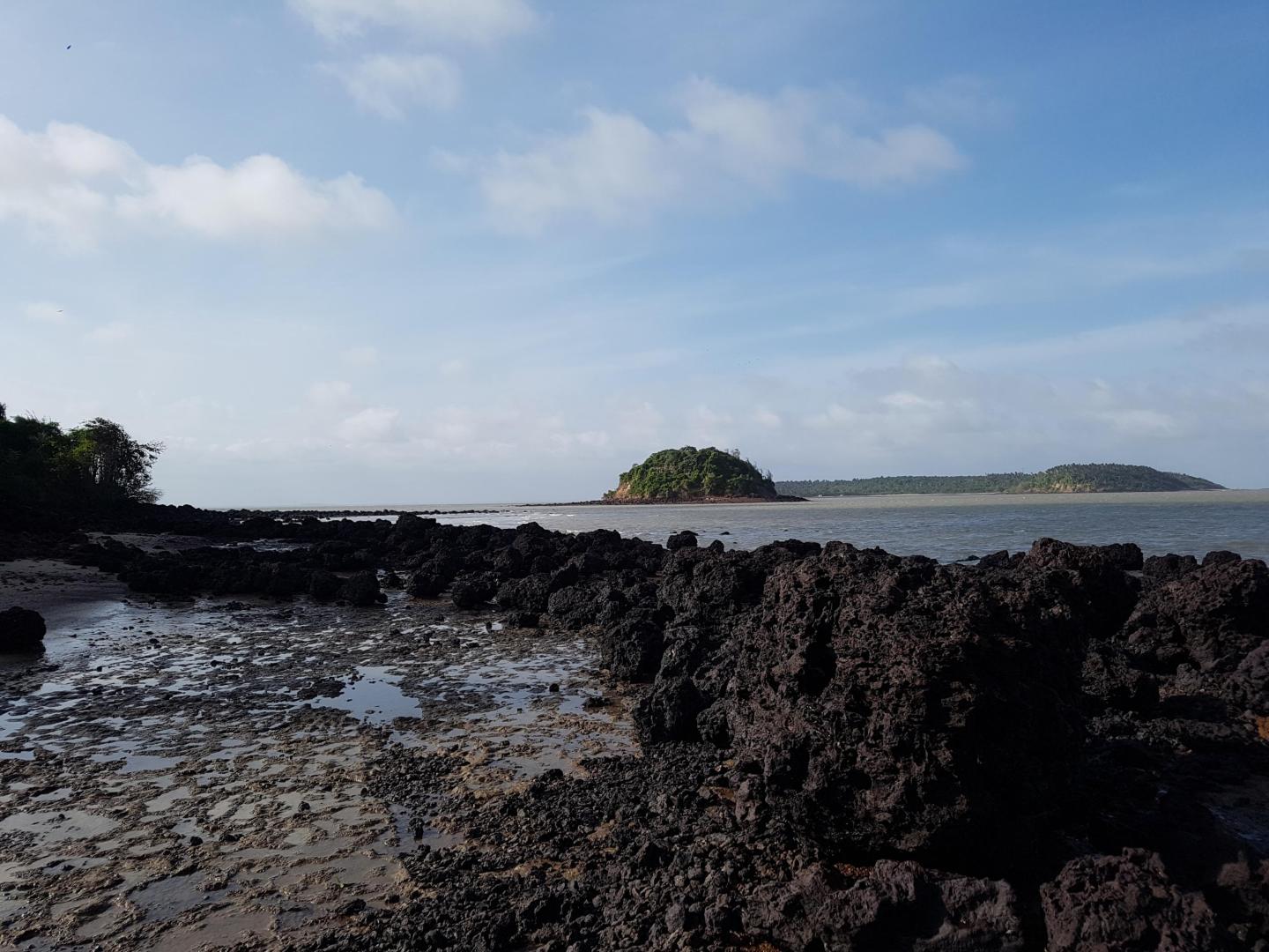 Sao Luis Island Pair image