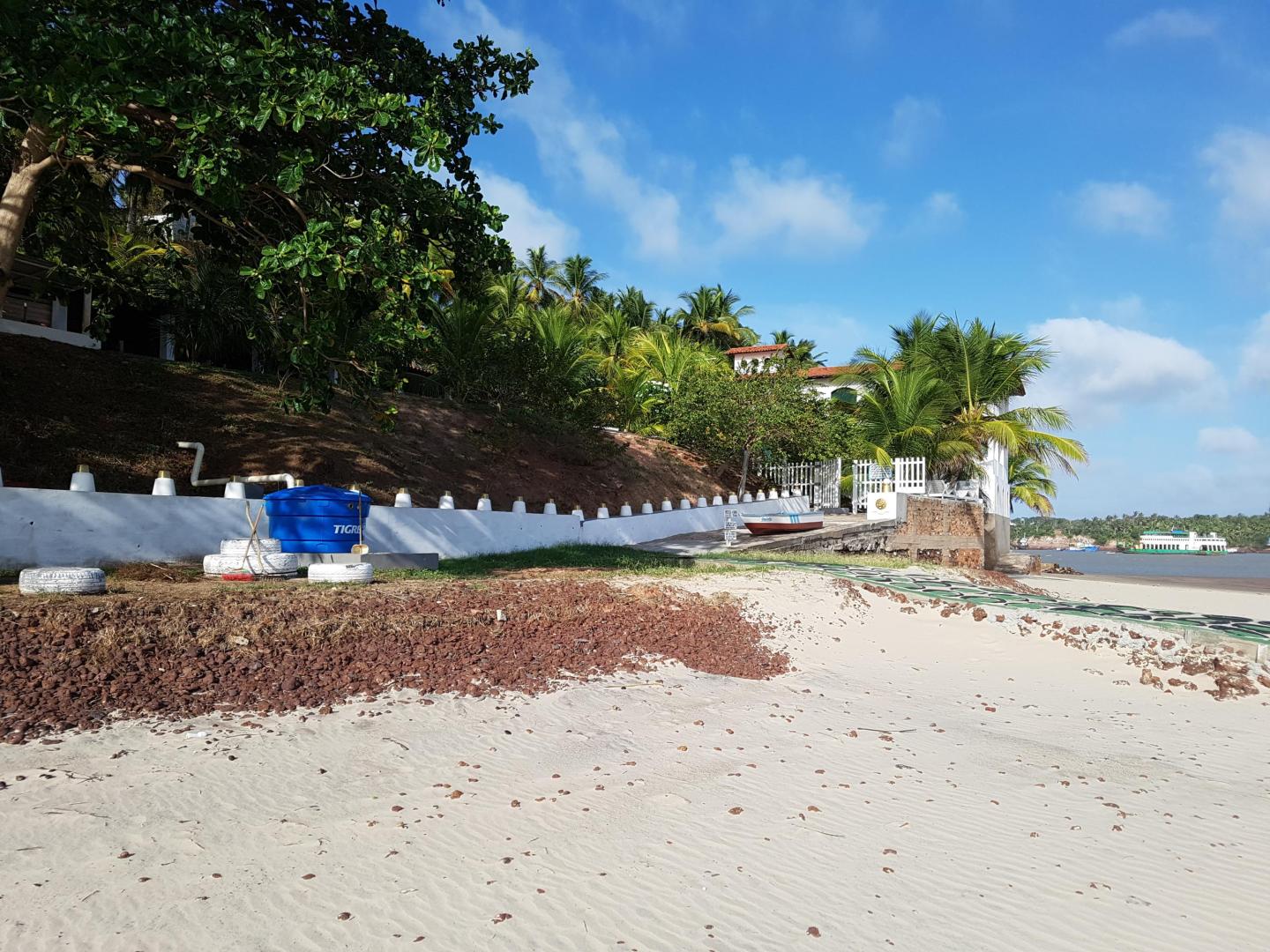 Sao Luis Island Pair image