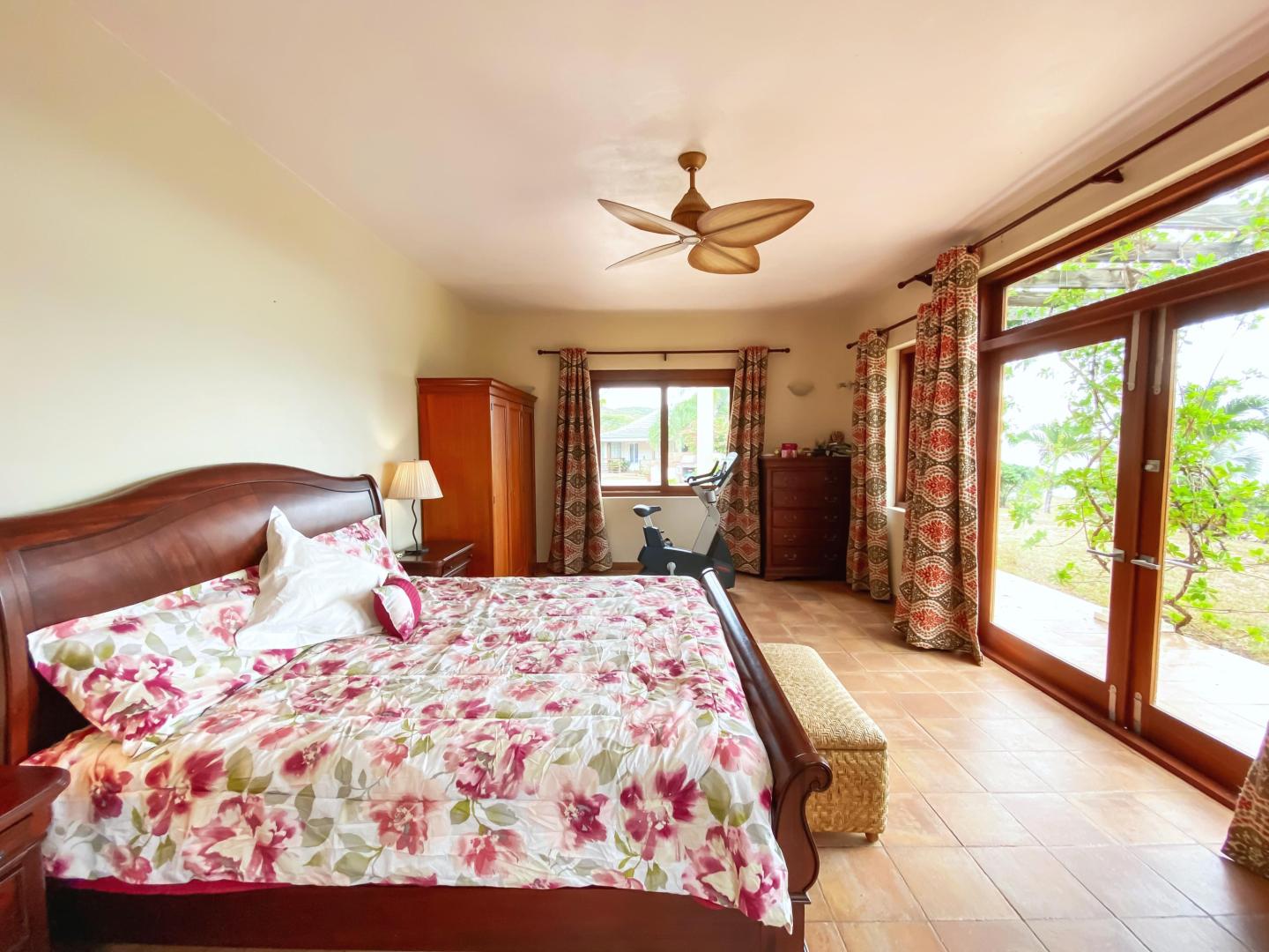Hawks Nest Seaside Oasis image