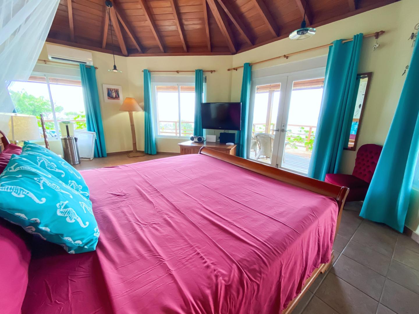 Hawks Nest Seaside Oasis image