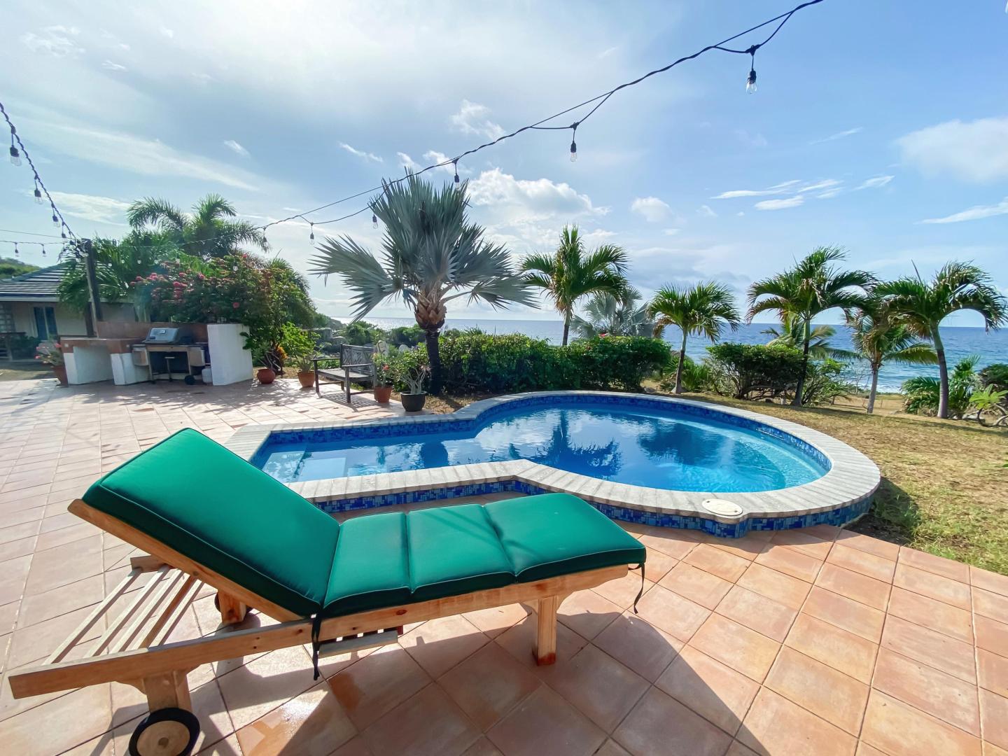 Hawks Nest Seaside Oasis image