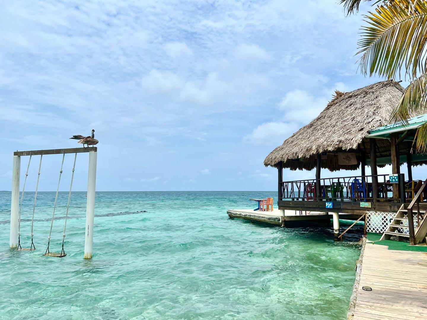 King Leweys Island Resort image