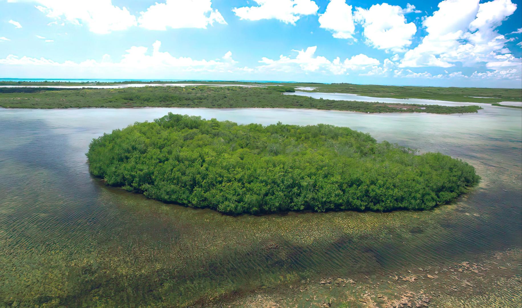 Sunset Island – Private island in Belize, Central America