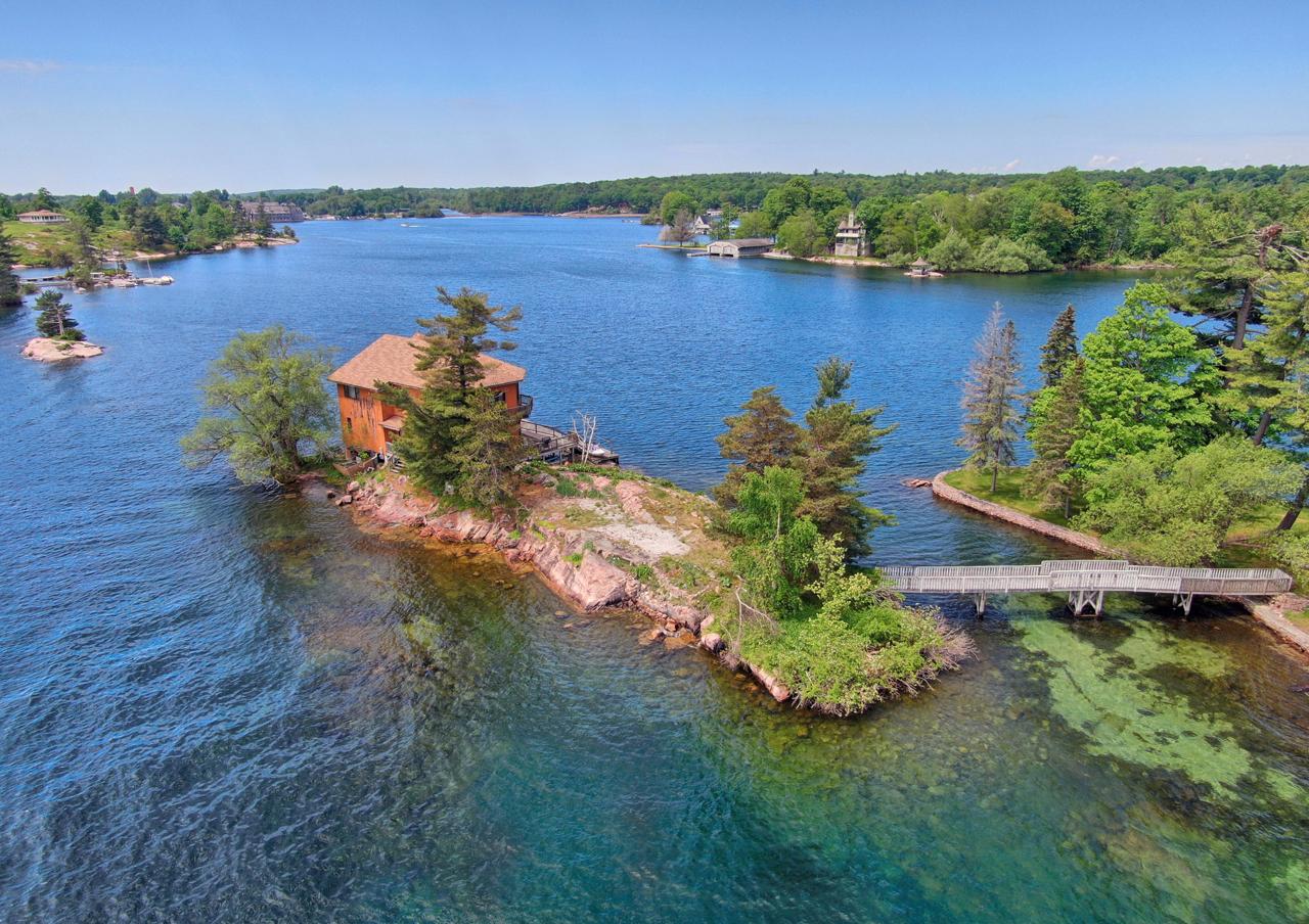 Saint Marys Island – Private island in New York, United States