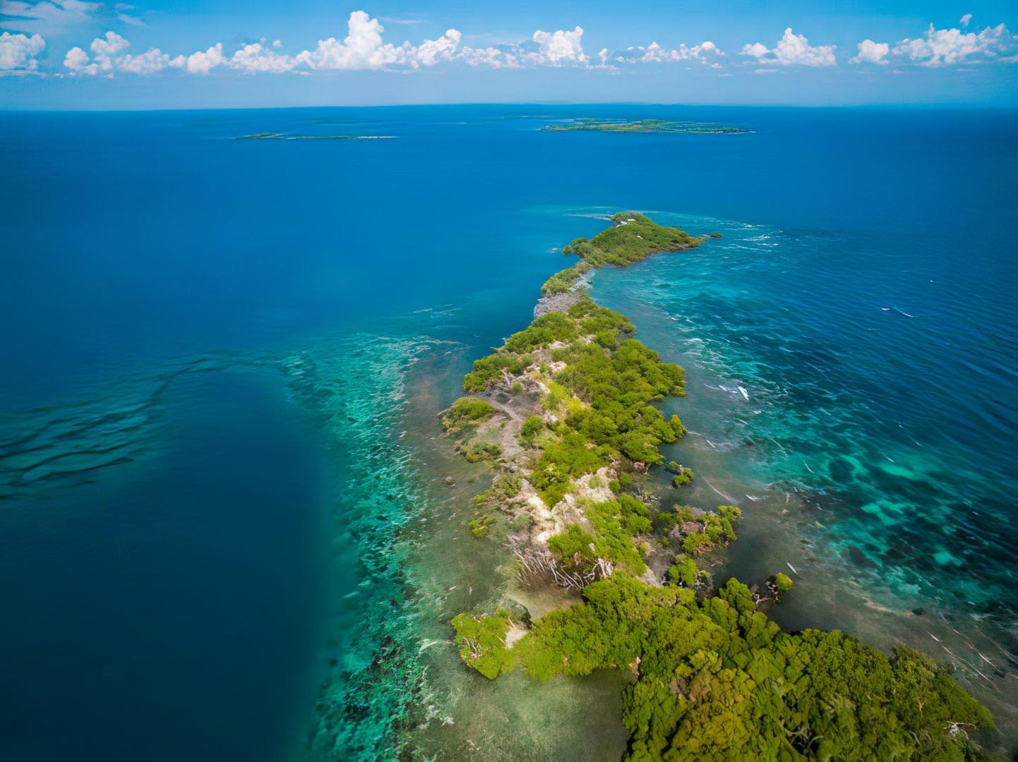 South Saddle Caye – Private island in Belize, Central America