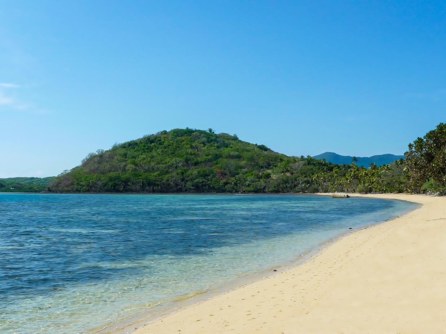 Lomanisue Bay Freehold One-Acre Lots – Private island in Fiji, South Pacific