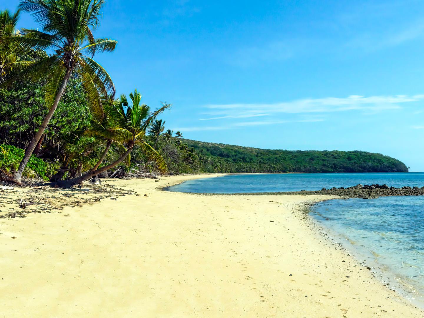 Lomanisue Bay Freehold One-Acre Lots – Private island in Fiji, South Pacific