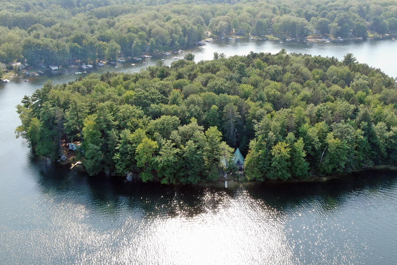 Private Island on School Section Lake – Private island in Michigan, United States