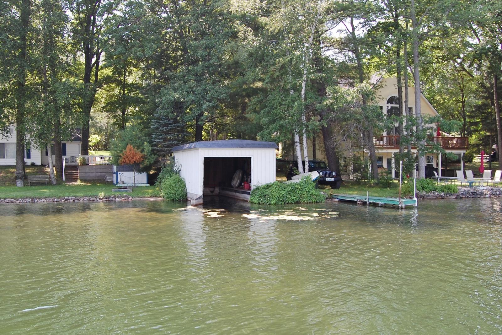 Private Island on School Section Lake – Private island in Michigan, United States