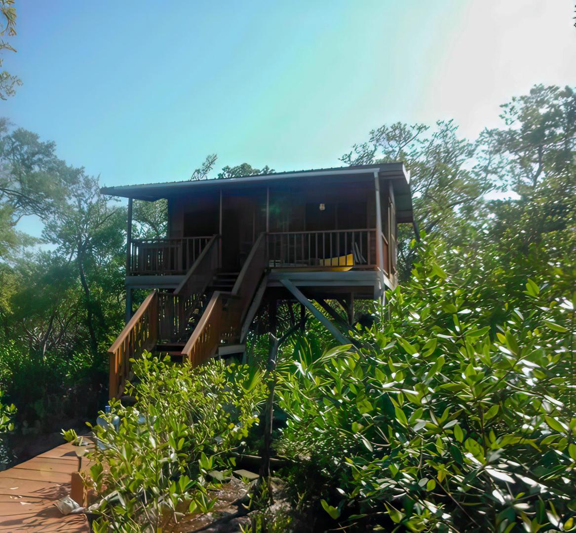 Hideaway Caye – Private island in Belize, Central America