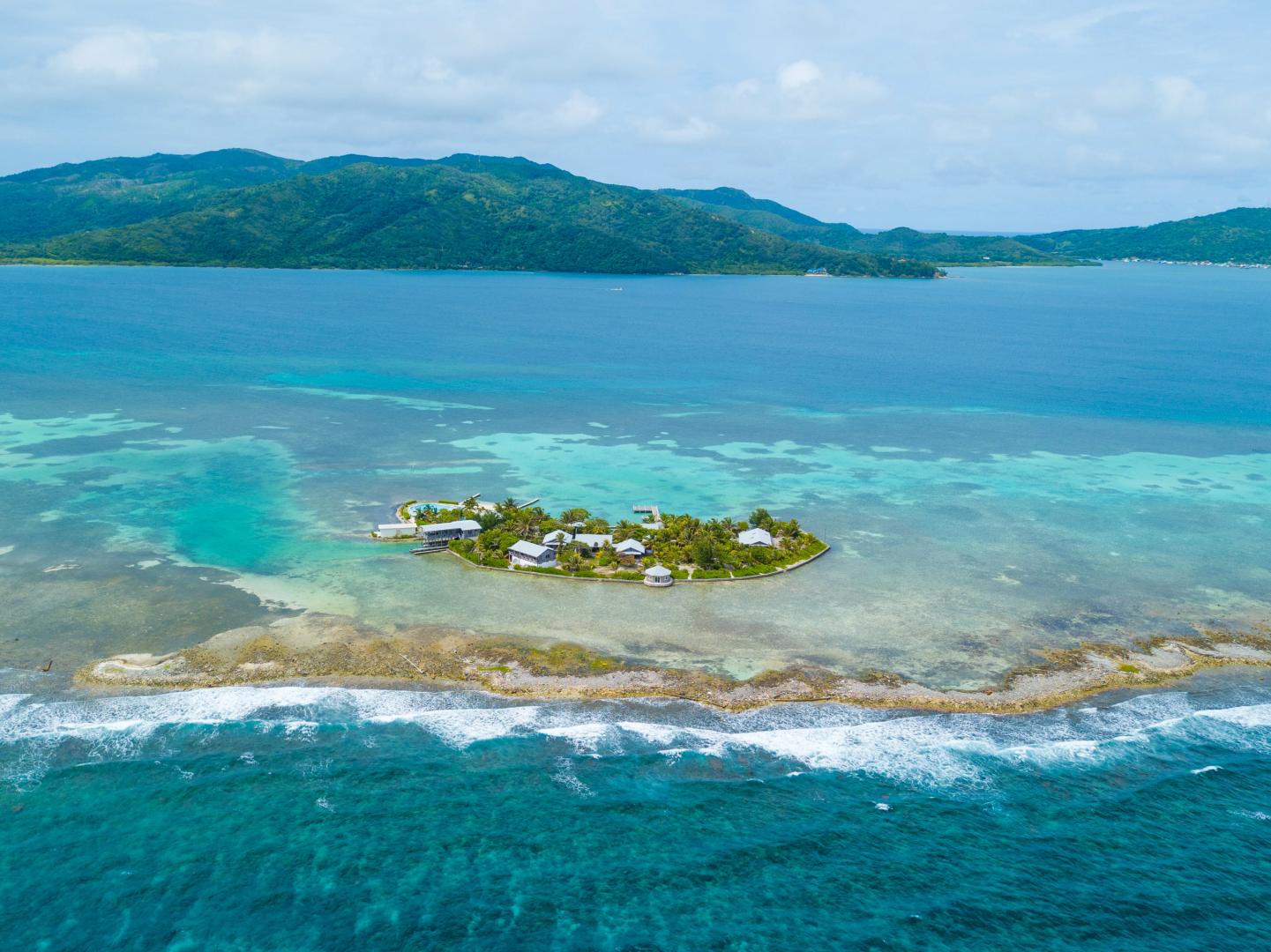 Clarks Cay – Private island in Honduras, Central America