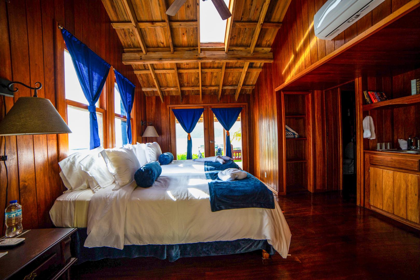 Clarks Cay – Private island in Honduras, Central America