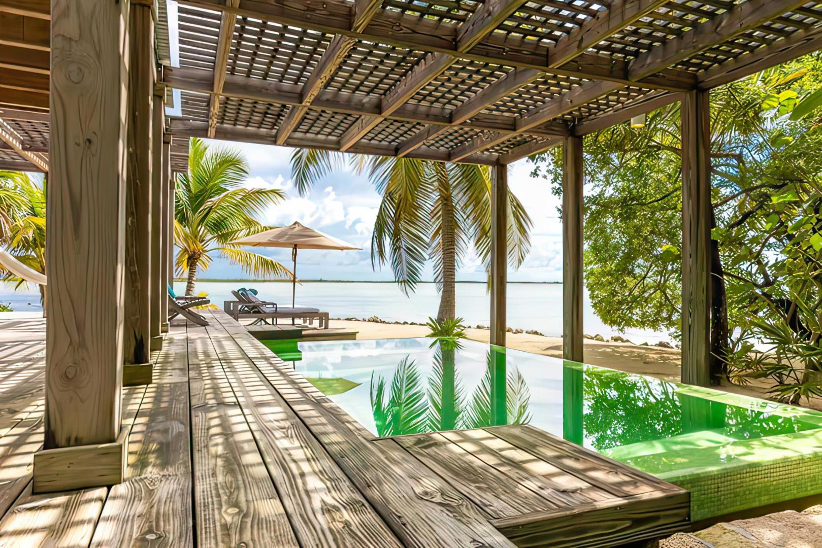 Cayo Espanto – Private island in Belize, Central America