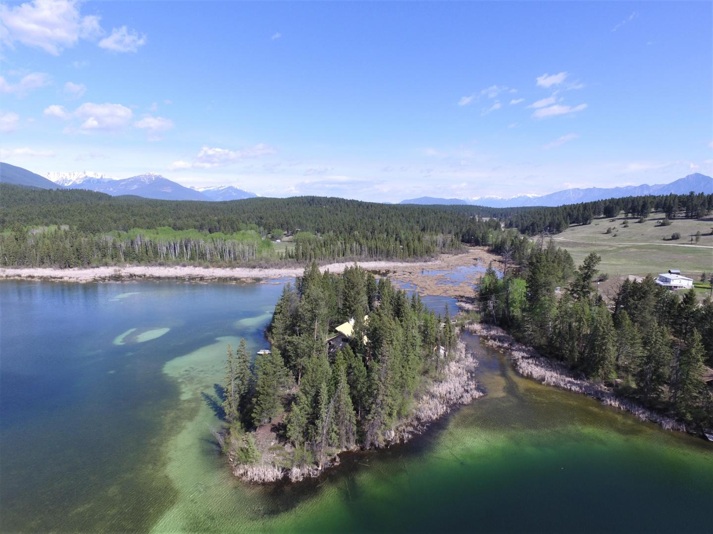 4-acre Private Island near Invermere – Private island in British Columbia, Canada
