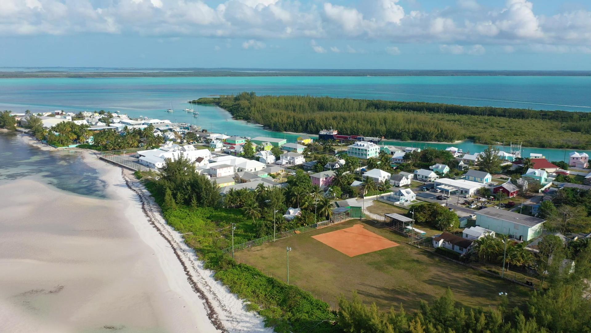 Charles Island – Private island in Bahamas, Caribbean
