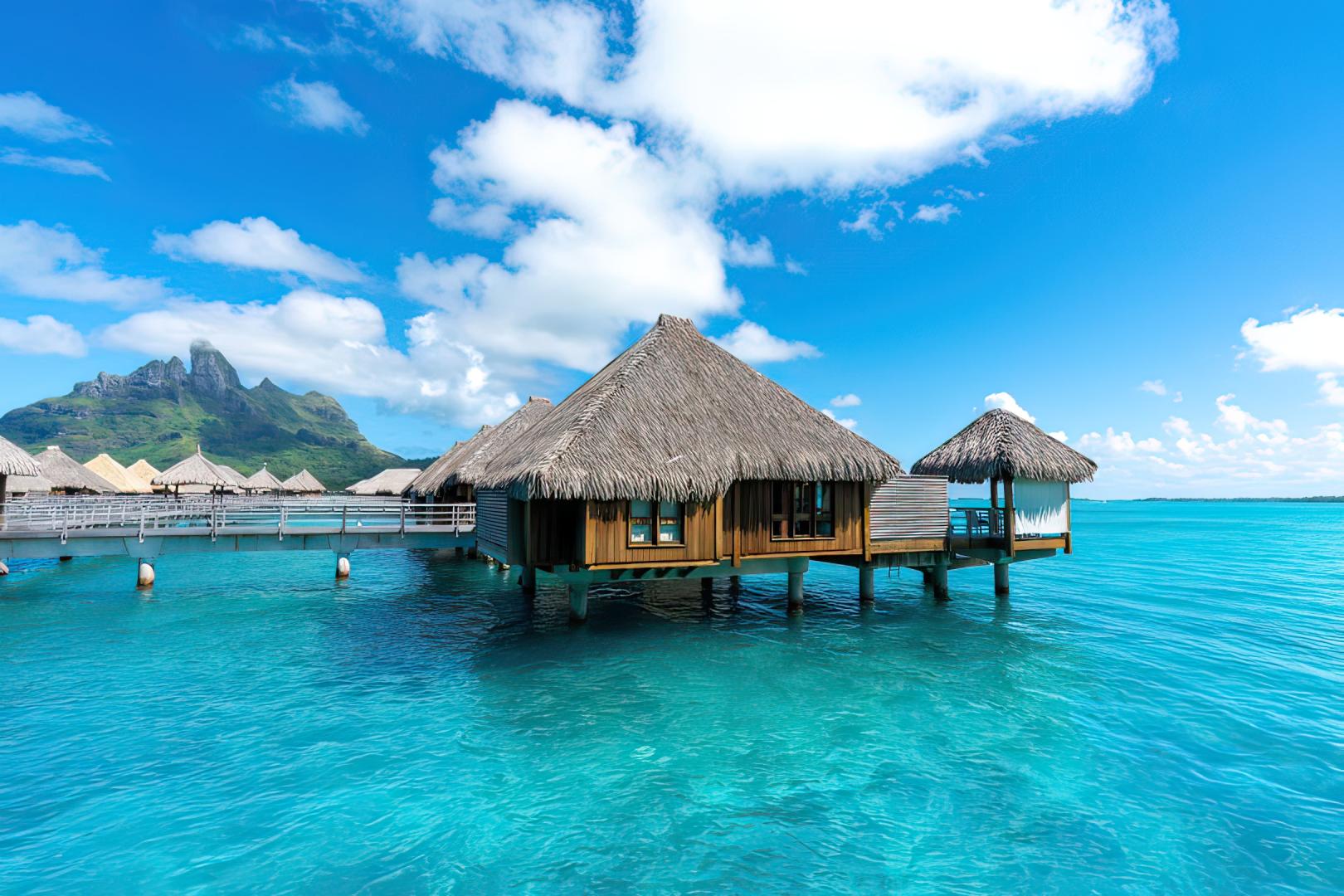 The St. Regis Bora Bora Resort – Private island in French Polynesia, South Pacific