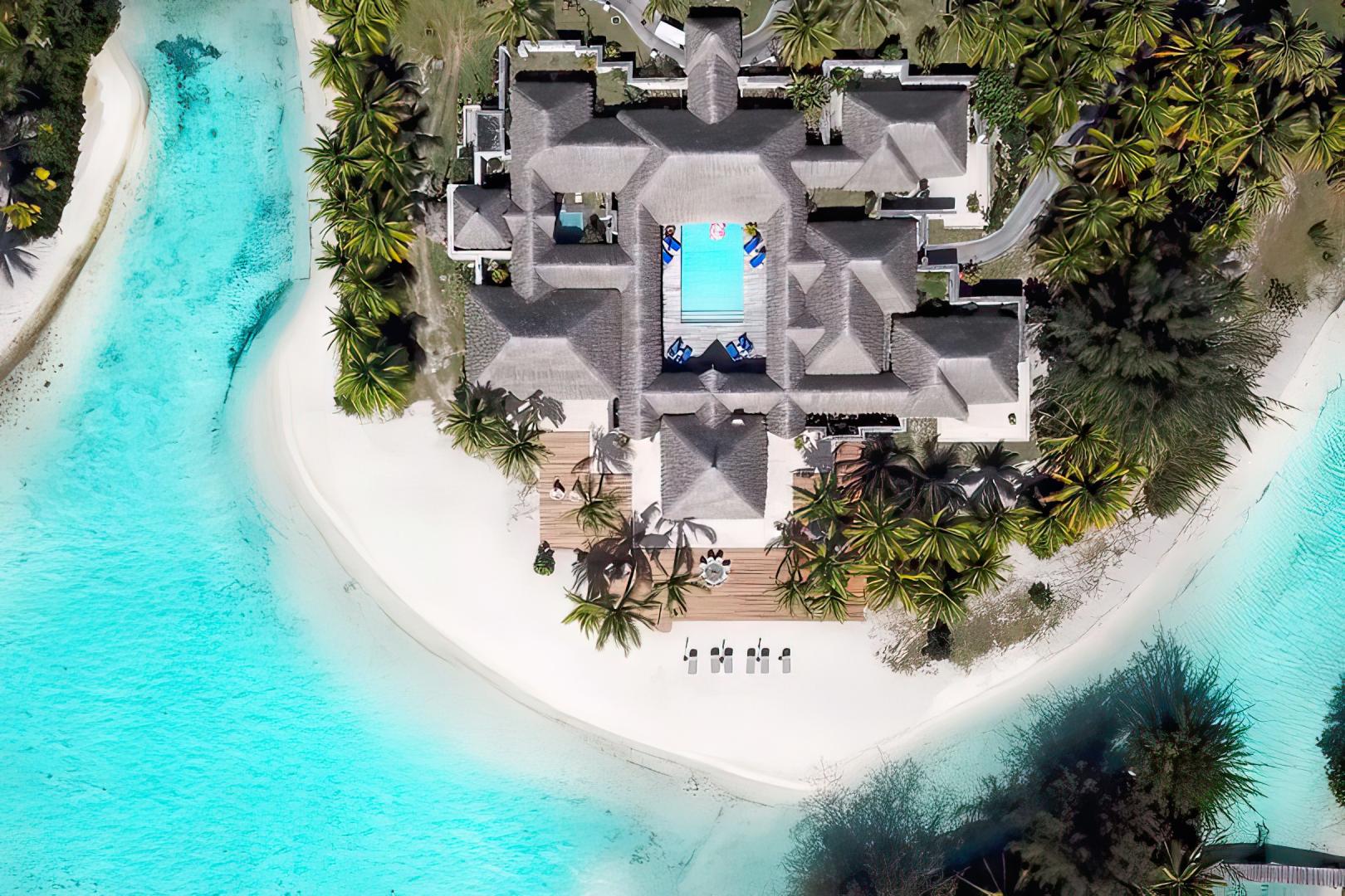 The St. Regis Bora Bora Resort – Private island in French Polynesia, South Pacific