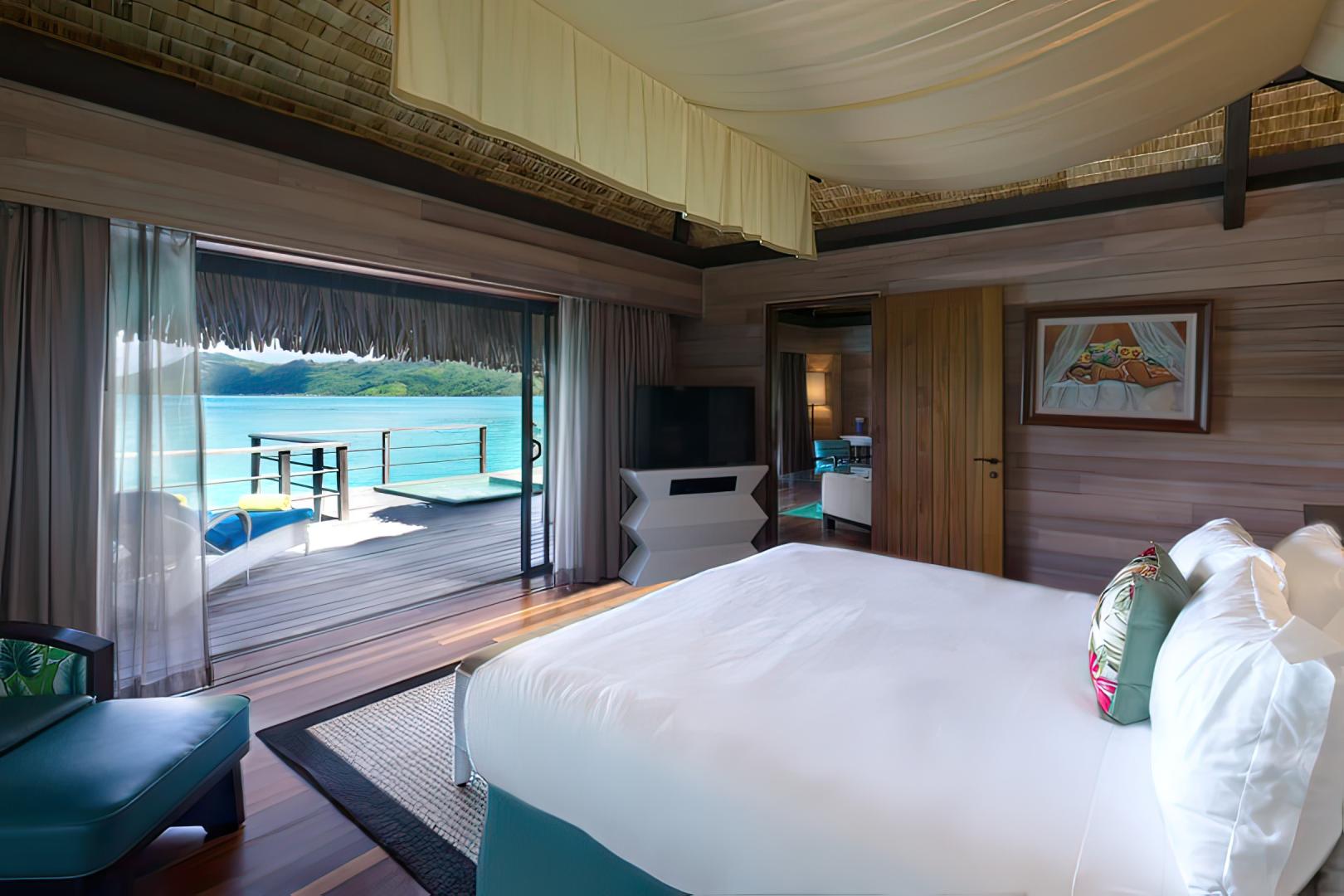 The St. Regis Bora Bora Resort – Private island in French Polynesia, South Pacific