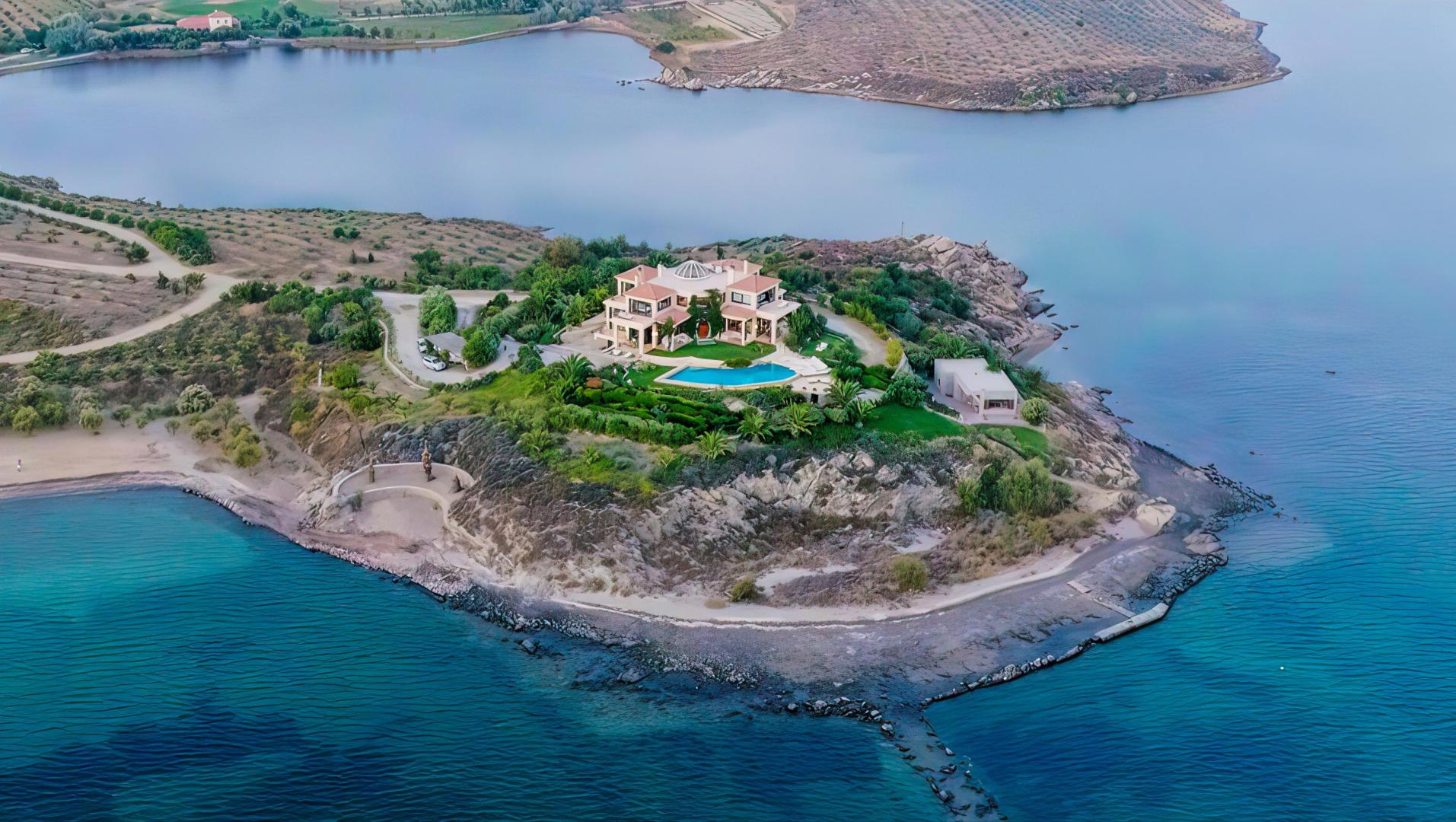 Villa Faros – Private island in Greece, Europe