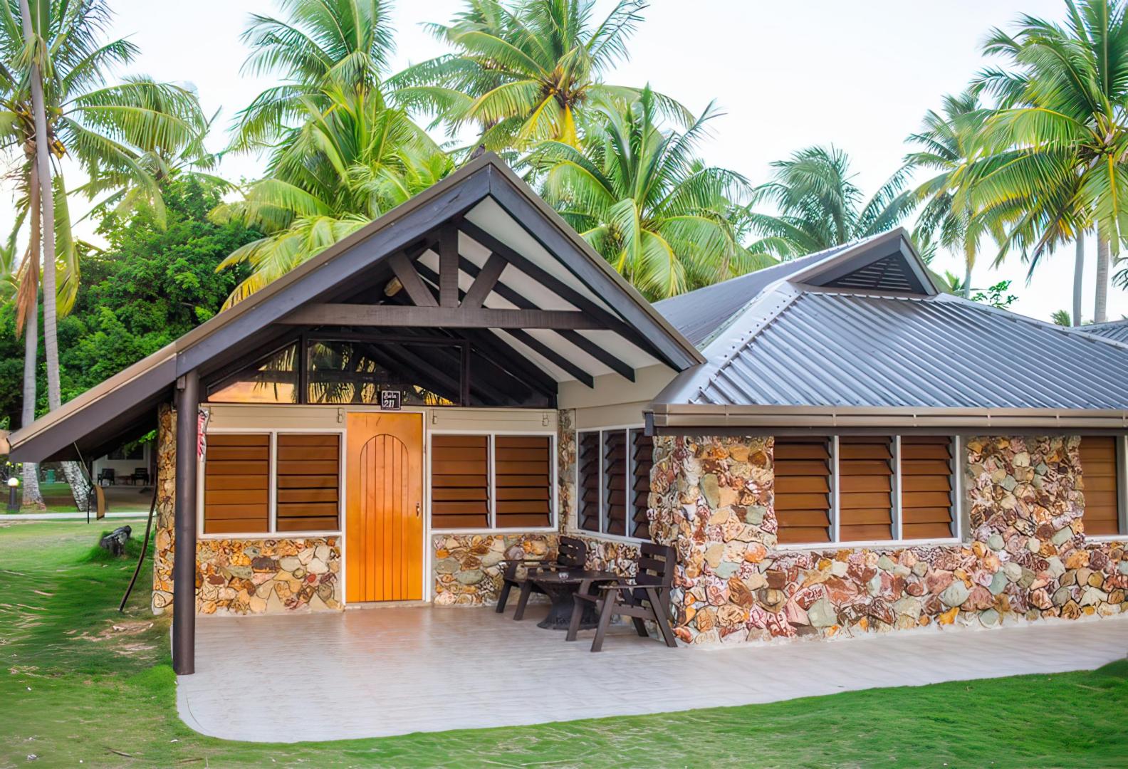 Plantation Island Resort – Private island in Fiji, South Pacific