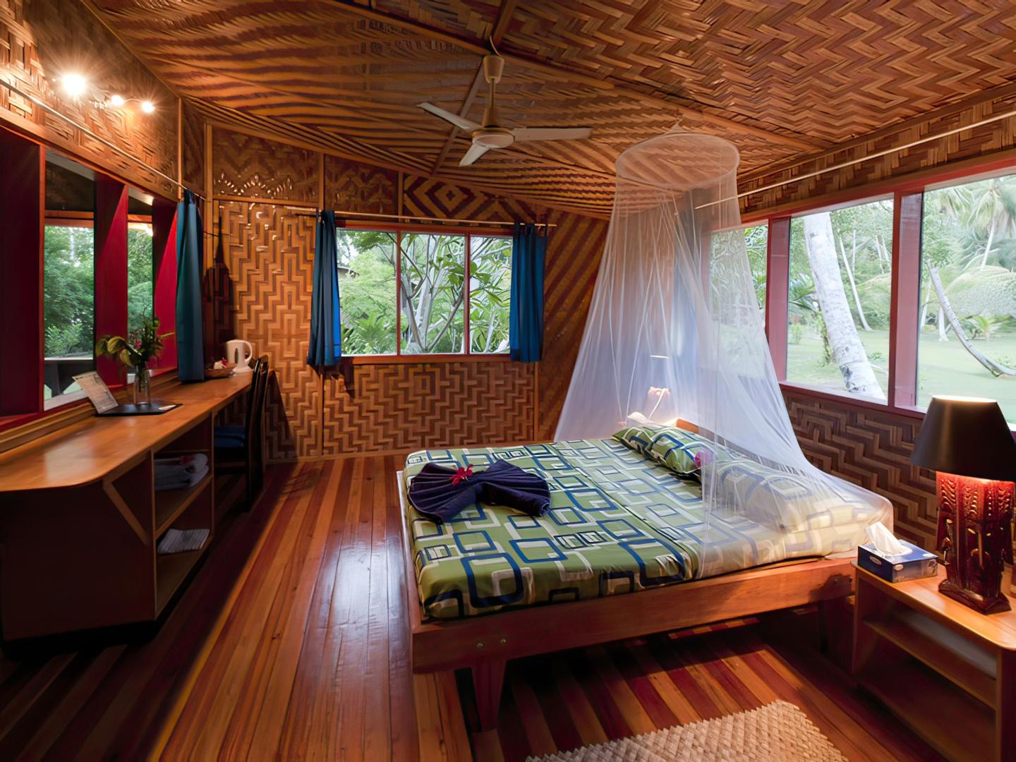 Lissenung Island – Private island in Papua New Guinea, South Pacific