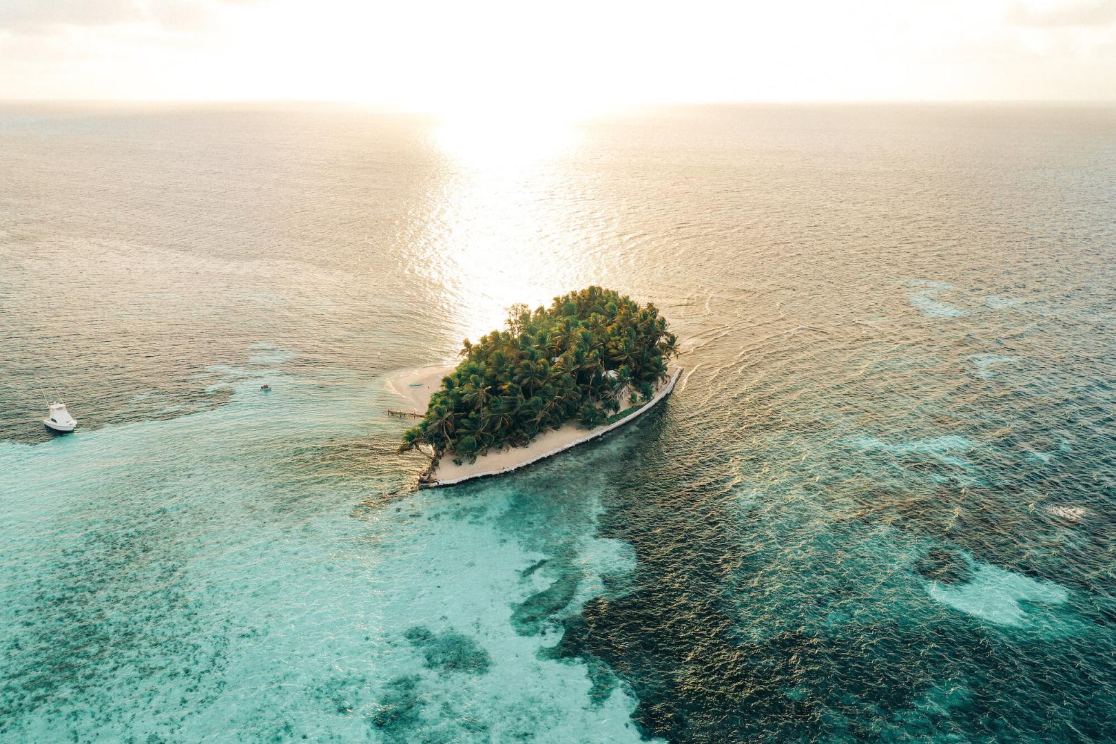 Ranguana Caye – Private island in Belize, Central America