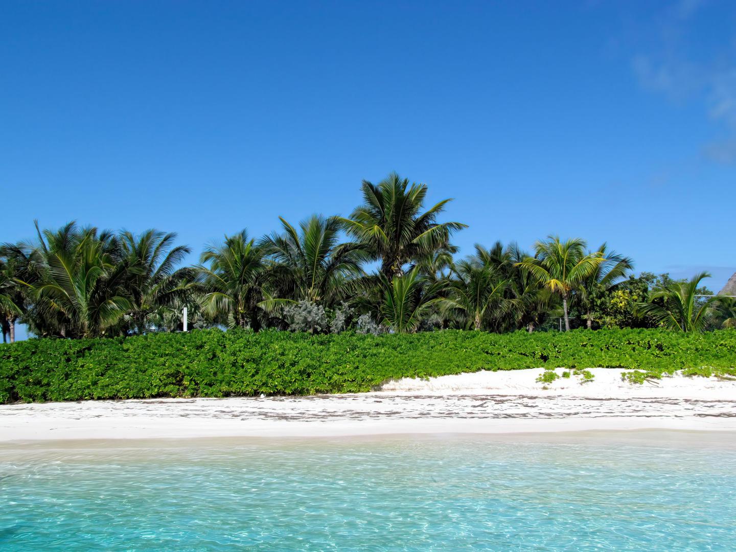 Gun Point – Private island in Eleuthera, Bahamas, Caribbean