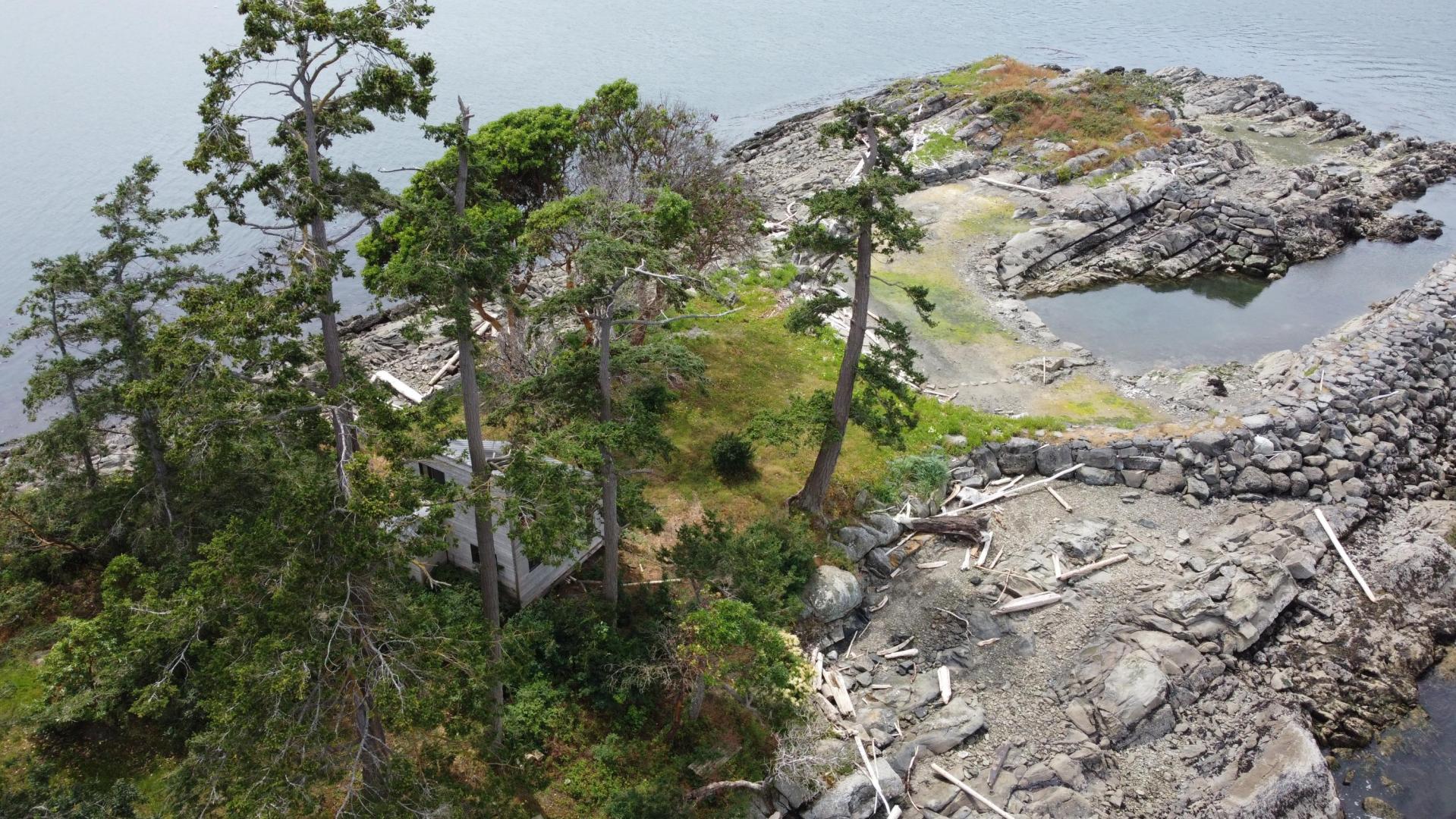 Fane Island – Private island in British Columbia, Canada