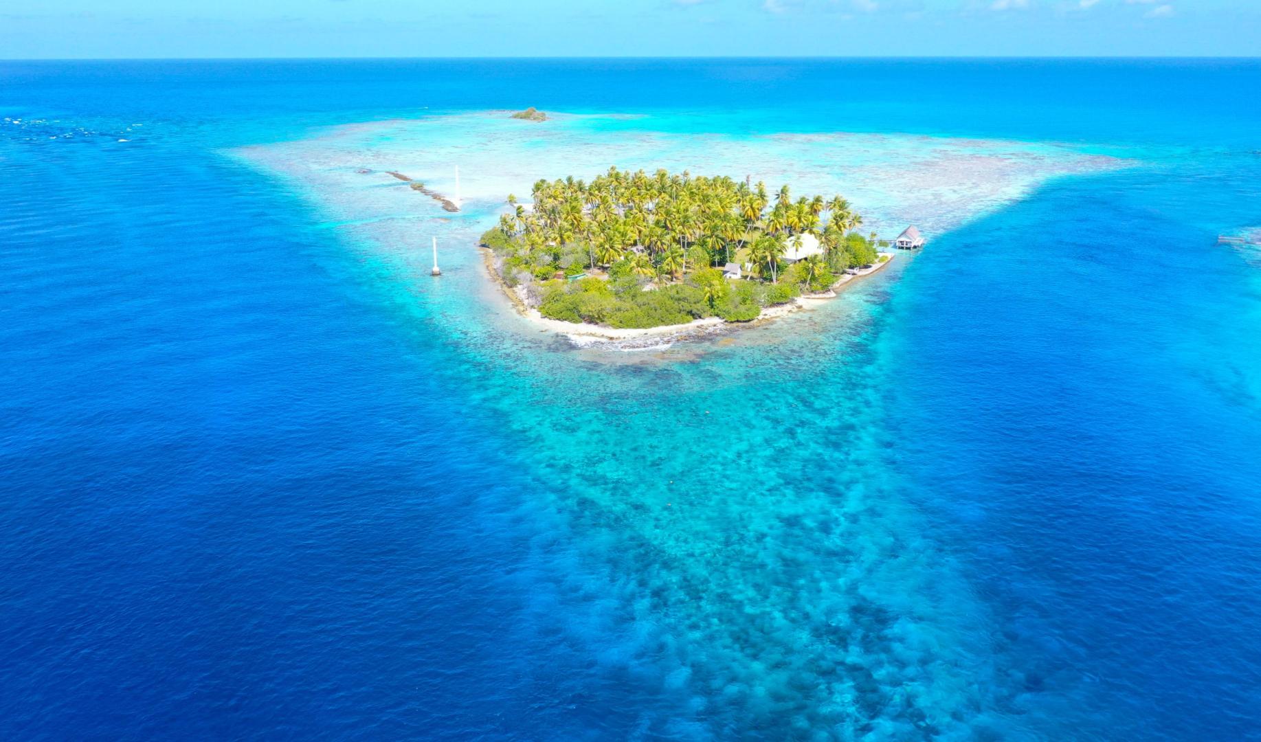 Motu Fara – Private island in French Polynesia, South Pacific