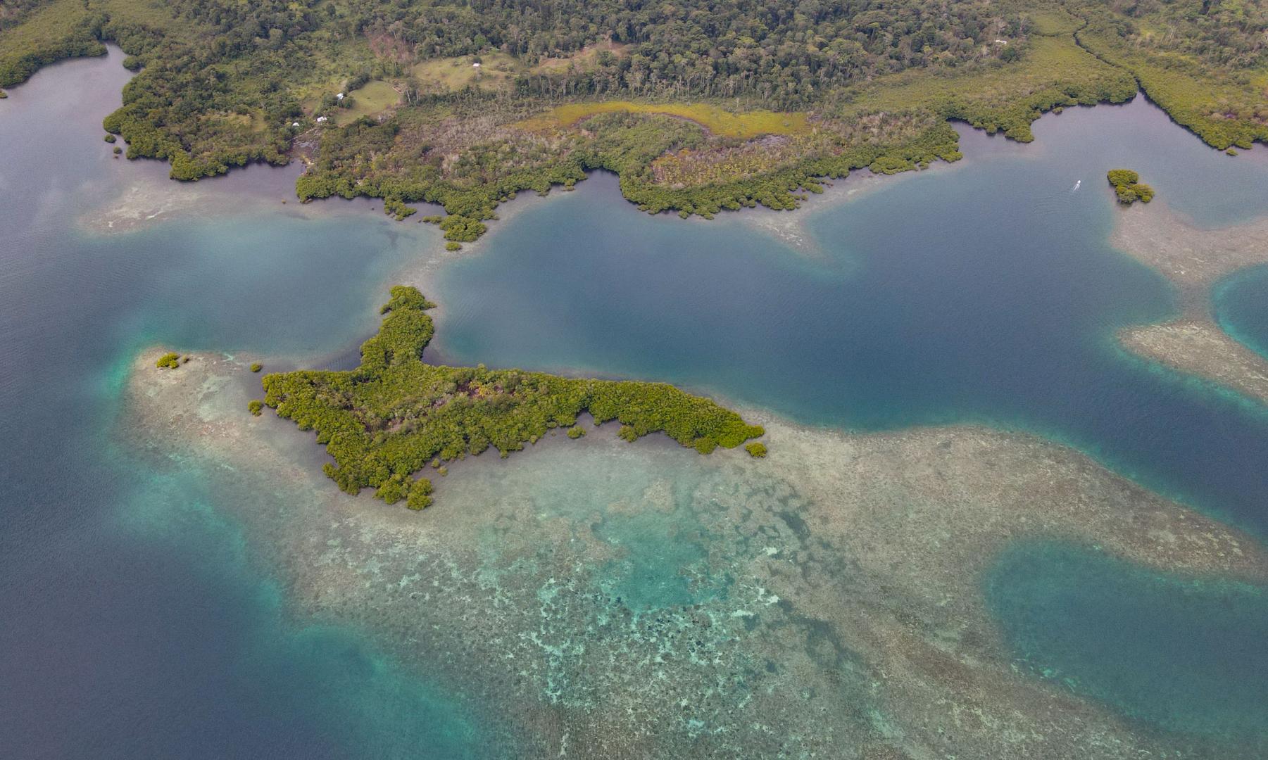 Private Island with 1.5-ha Lot – Private island in Panama, Central America