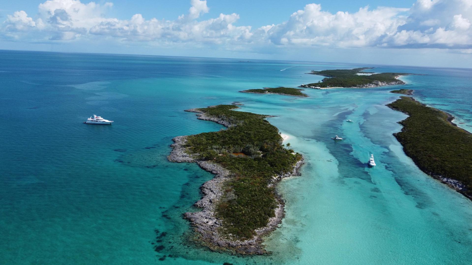 Roberts Cay – Private island in The Exumas, Bahamas, Caribbean