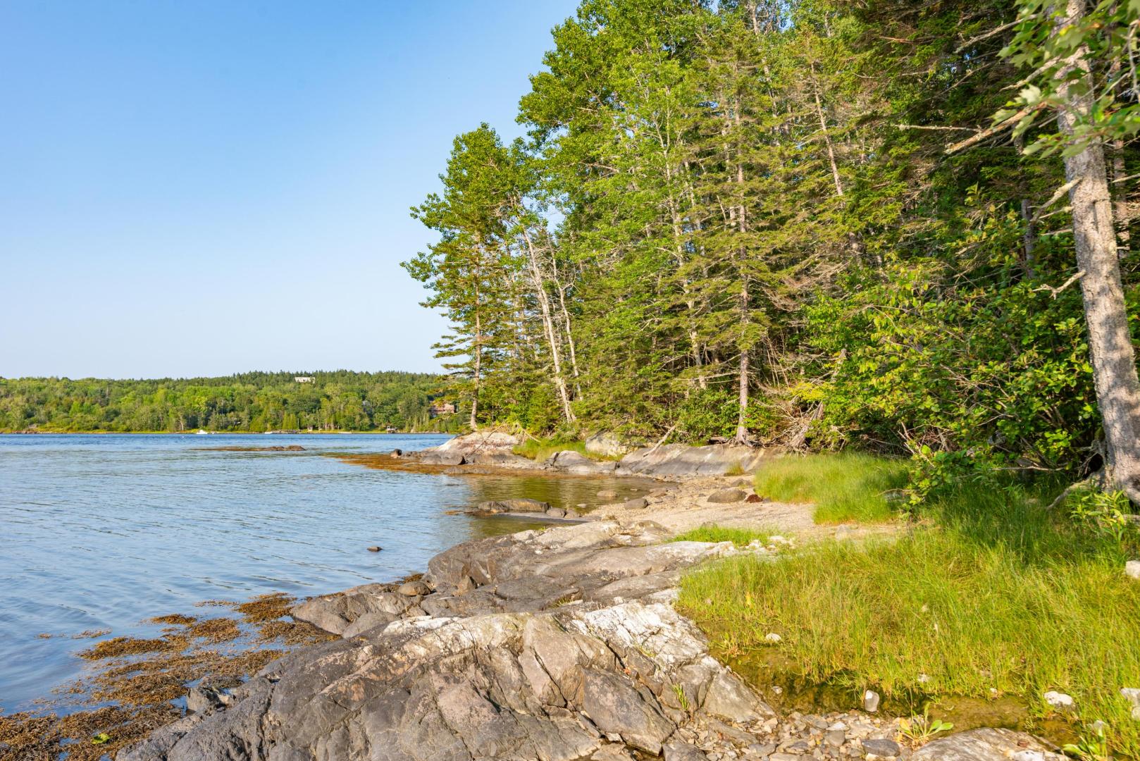 Upper Negro Island – Private island in Maine, United States