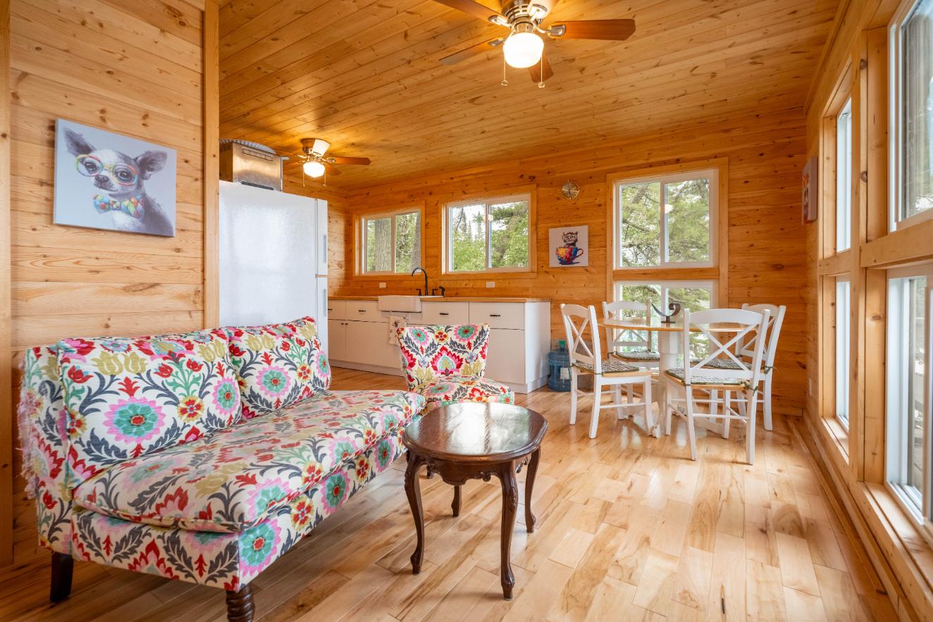 Queen Bee Island – Private island in Northern Ontario, Ontario, Canada
