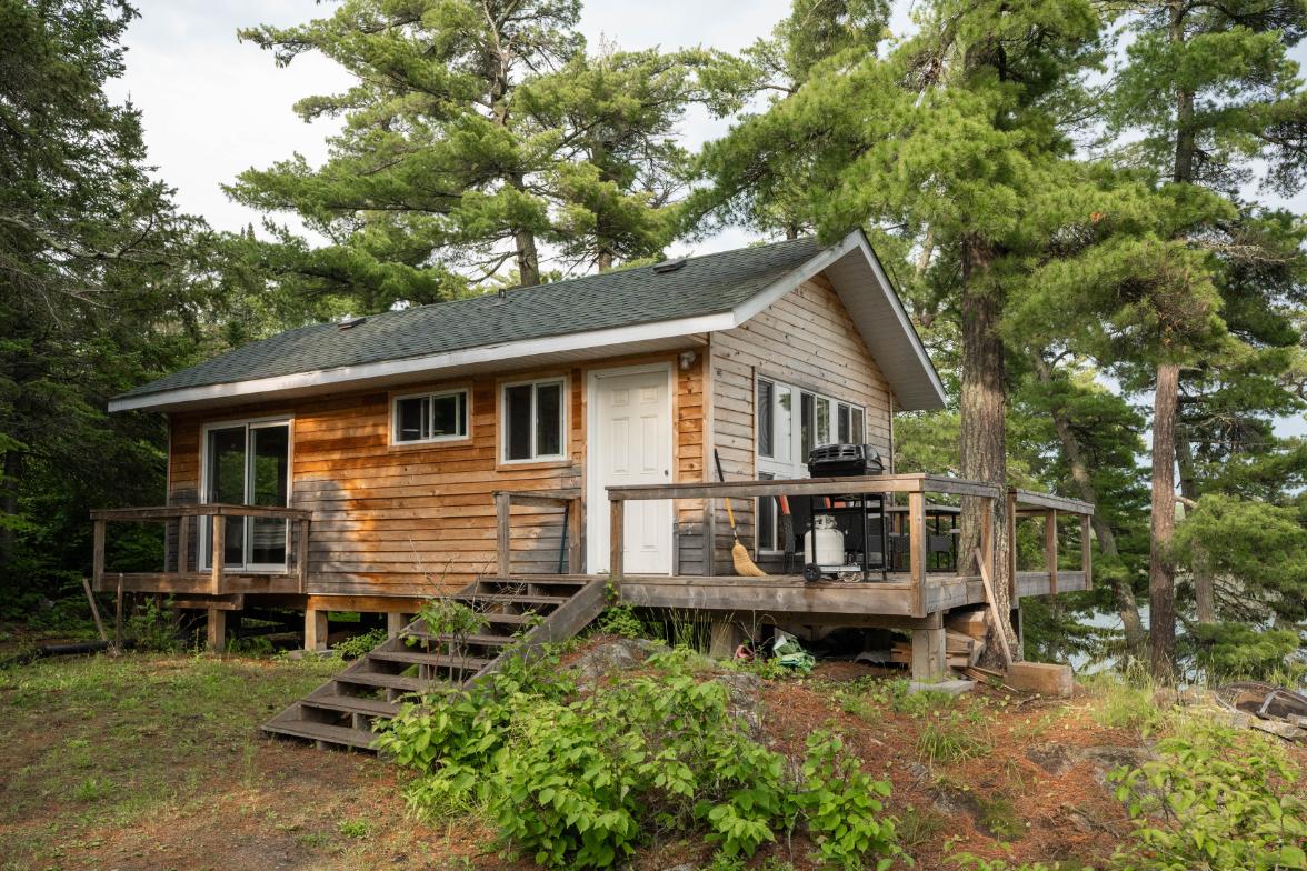 Queen Bee Island – Private island in Northern Ontario, Ontario, Canada