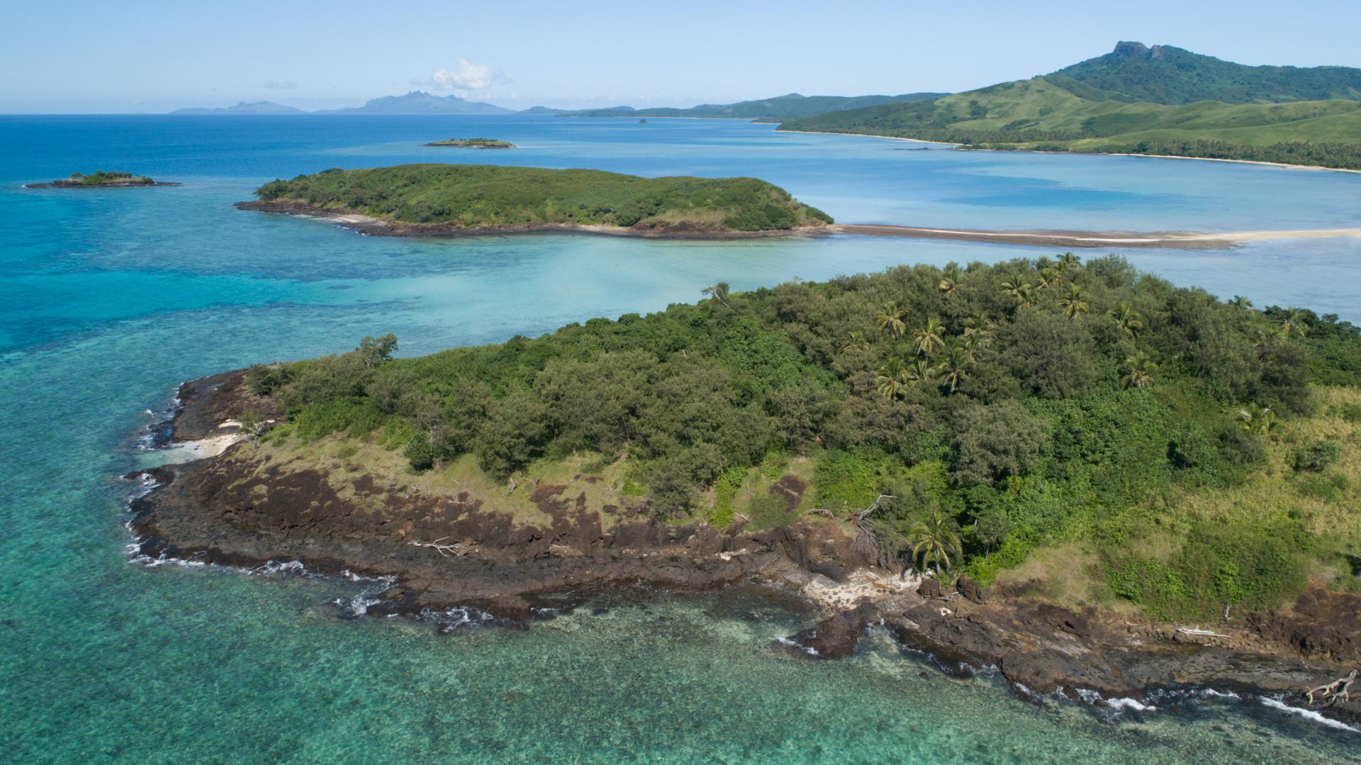 Nanuyasesara & Nanuyabuli Islands – Private island in Fiji, South Pacific