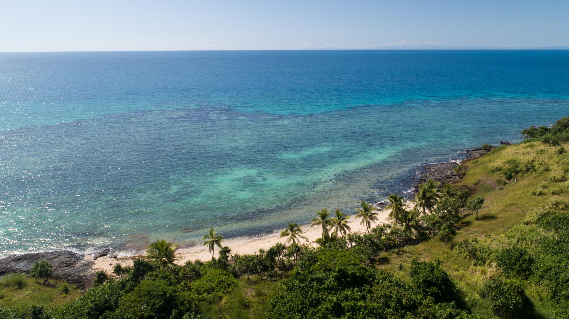 Nanuyasesara & Nanuyabuli Islands – Private island in Fiji, South Pacific