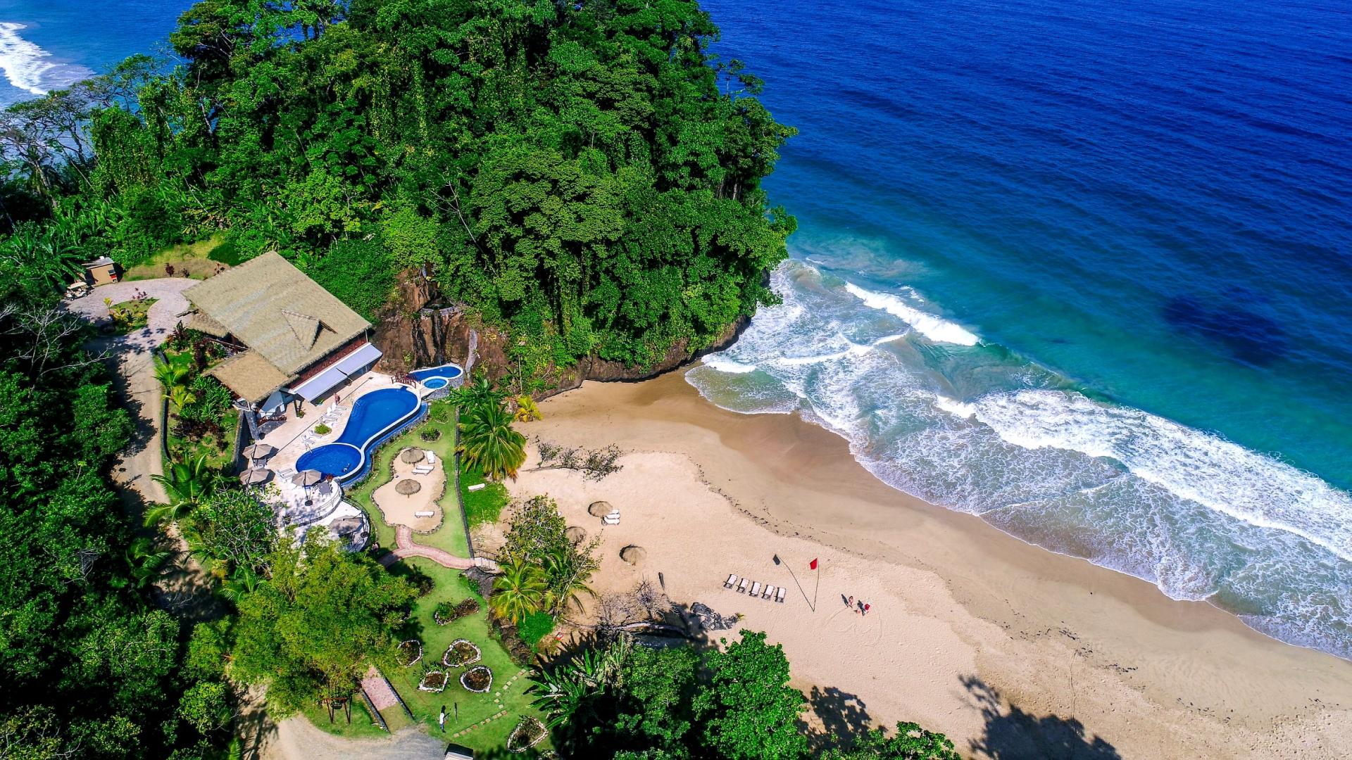 Red Frog Beach Island Resort – Private island in Panama, Central America