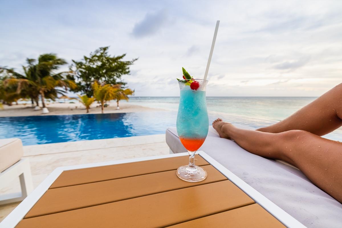 Manta Island Resort – Private island in Belize, Central America